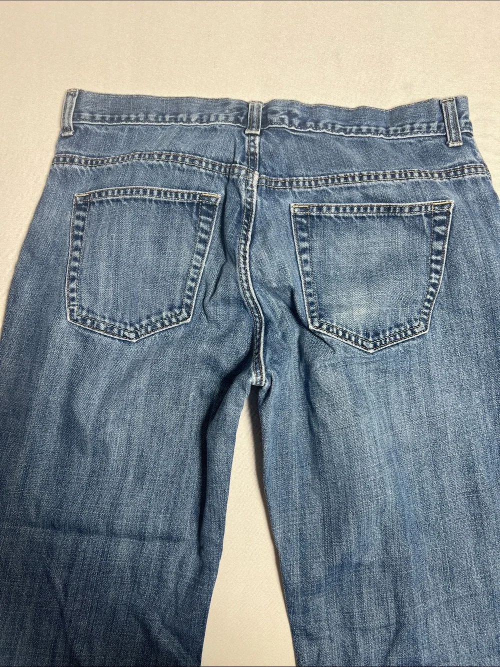 Old Navy Men’s Straight Jeans in Medium Blue Wash